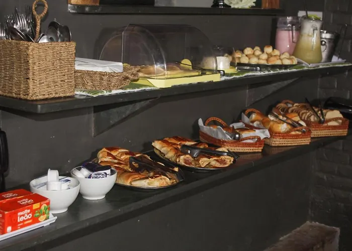 Pousada MaanaimHotel em Ubatuba